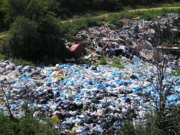 Invito a tutti i cittadini del Comune di Verteneglio a segnalare le discariche di rifiuti illegali