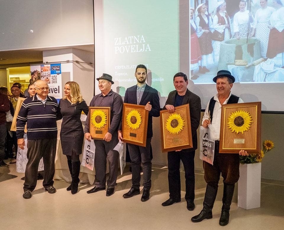 VERTENEGLIO HA RICEVUTO UN RICONOSCIMENTO PER IL PROGETTO DI VALORIZZAZIONE DELLA MALVASIA ISTRIANA „ČETIRI ZEMLJE – QUATTRO TERRE“