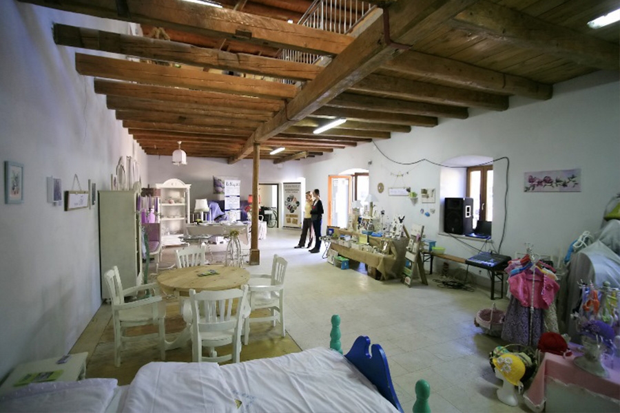 NEI COLORI DELLA TRADIZIONE